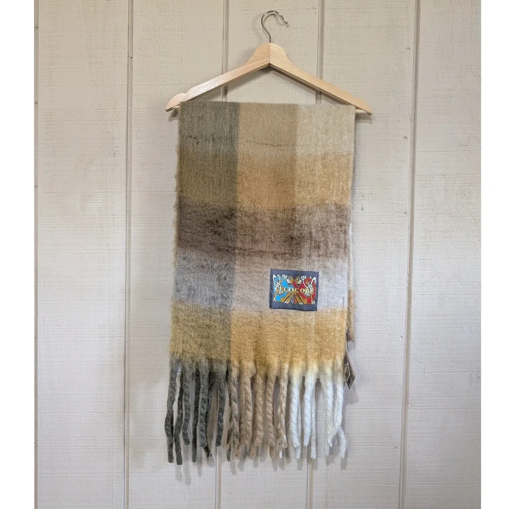 Celtic Ore Knitwear‎ Irish Wool Blend Plaid Scarf Mustard Taupe Fringe  Ireland